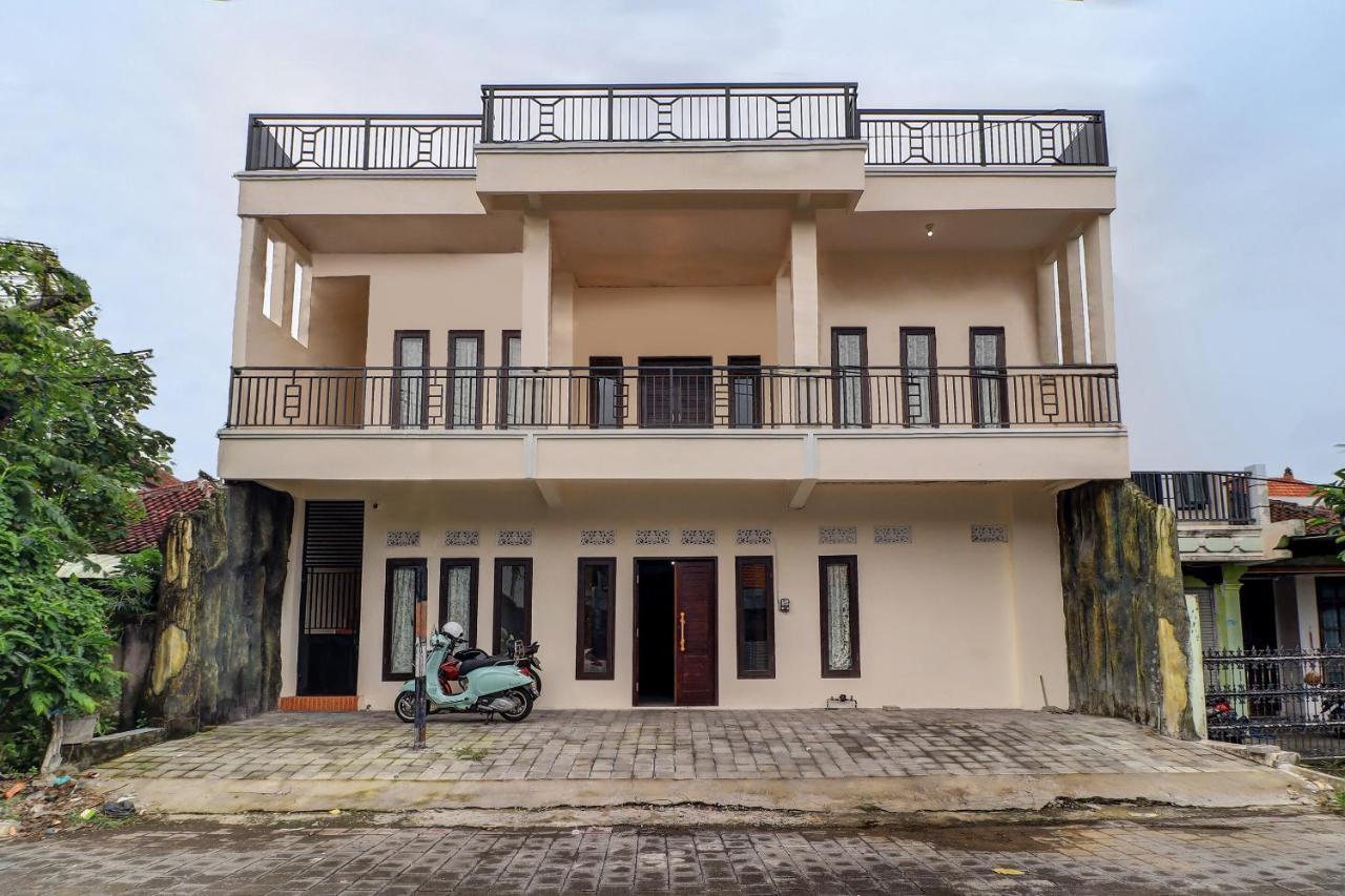 Oyo 91864 Holistic Stay Jimbaran Εξωτερικό φωτογραφία